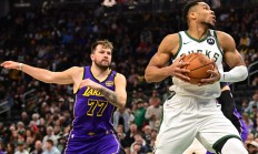 开云体育官网-火箭客场大胜湖人追平系列赛