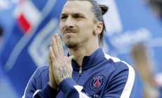 开云体育登录-冷门之夜的唯一主角，当秘鲁爆冷加拿大，托尼证明舞台越大，我越强