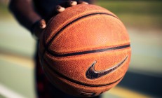 开云体育中国-横跨欧亚的奇迹之夜，绝杀与纪录，足球的两极魅力