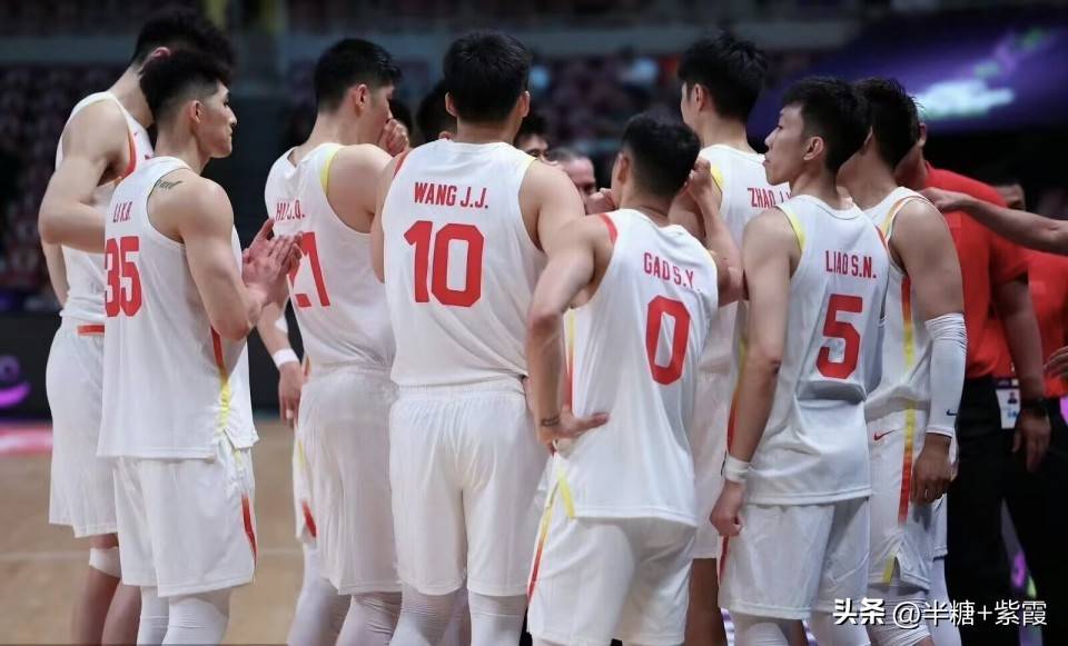 海南男篮奋勇拼搏，最终逆转战胜对手