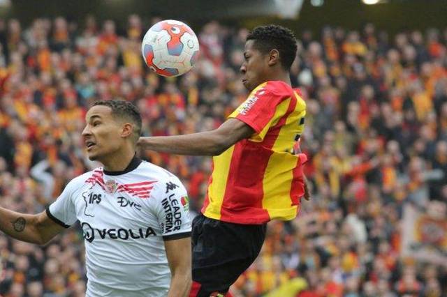 朗斯主场大胜，保级形势有望改观