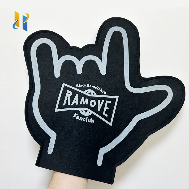 DK轻取C9，Xiaohu开启传奇时刻宿敌对决小组赛，让粉丝疯狂欢呼