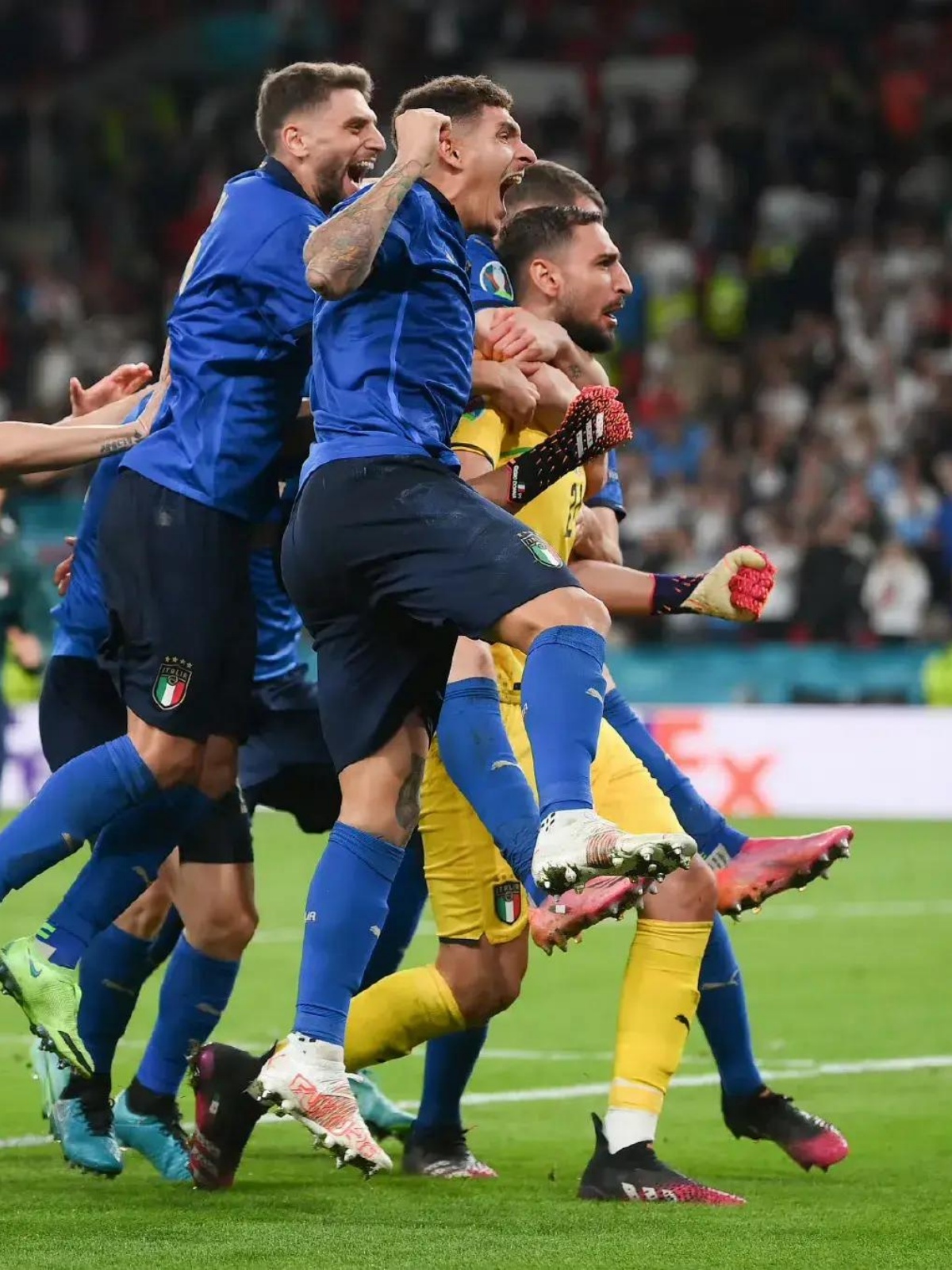 包含德国4-2葡萄牙，小组第二的词条