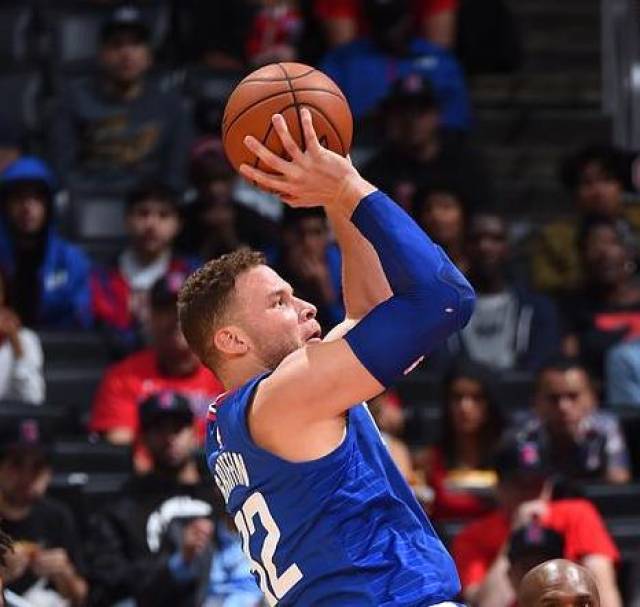 活塞击败老鹰，格里芬砍下20+10