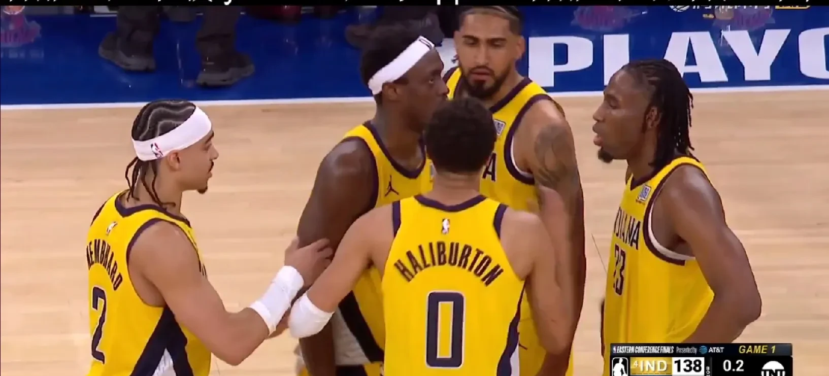 活塞VS步行者杰克逊后仰后空翻幅度不够