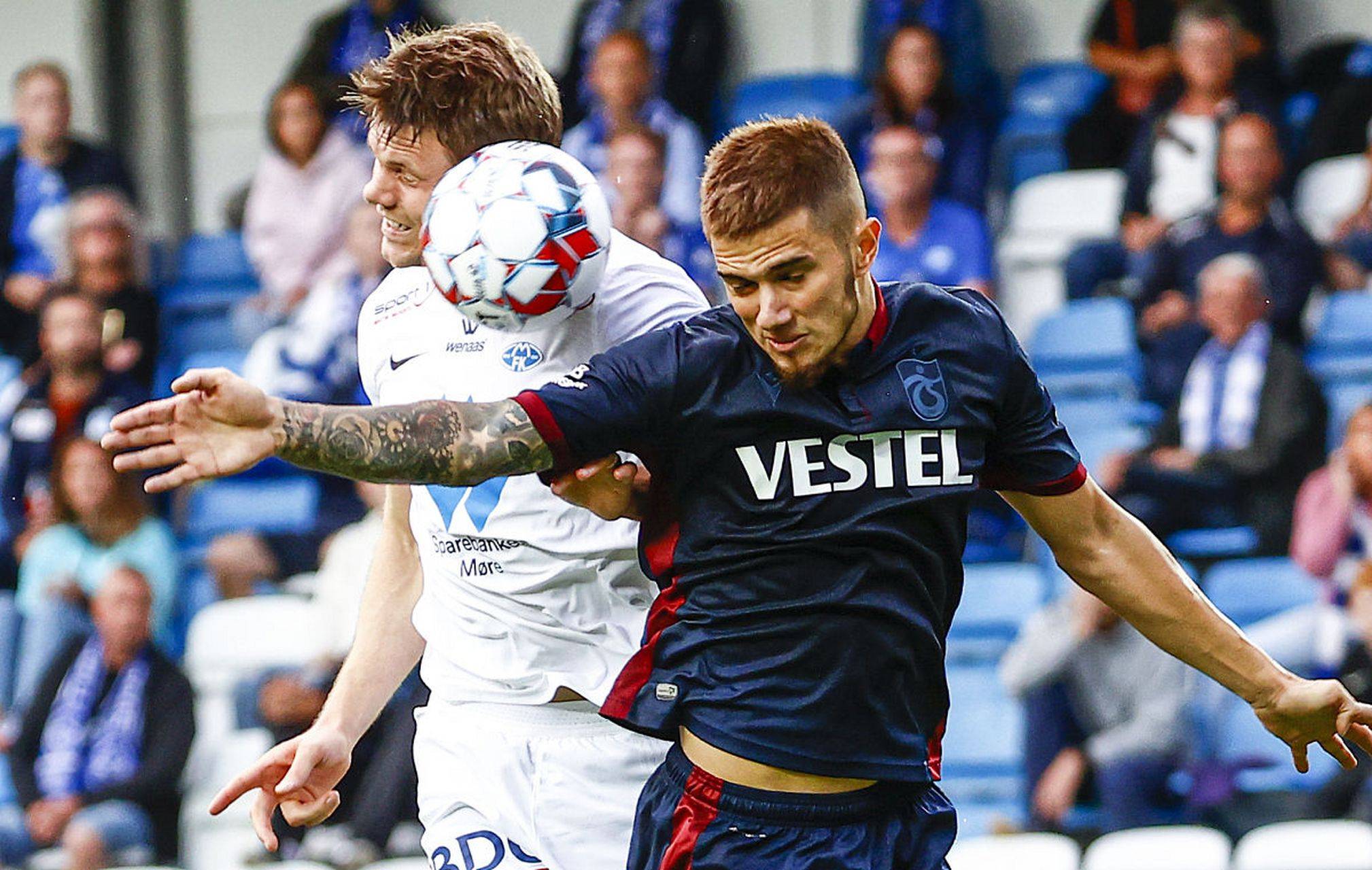 荷兰不敌挪威,遭遇小组赛首败 荷兰不敌挪威,遭遇小组赛首败