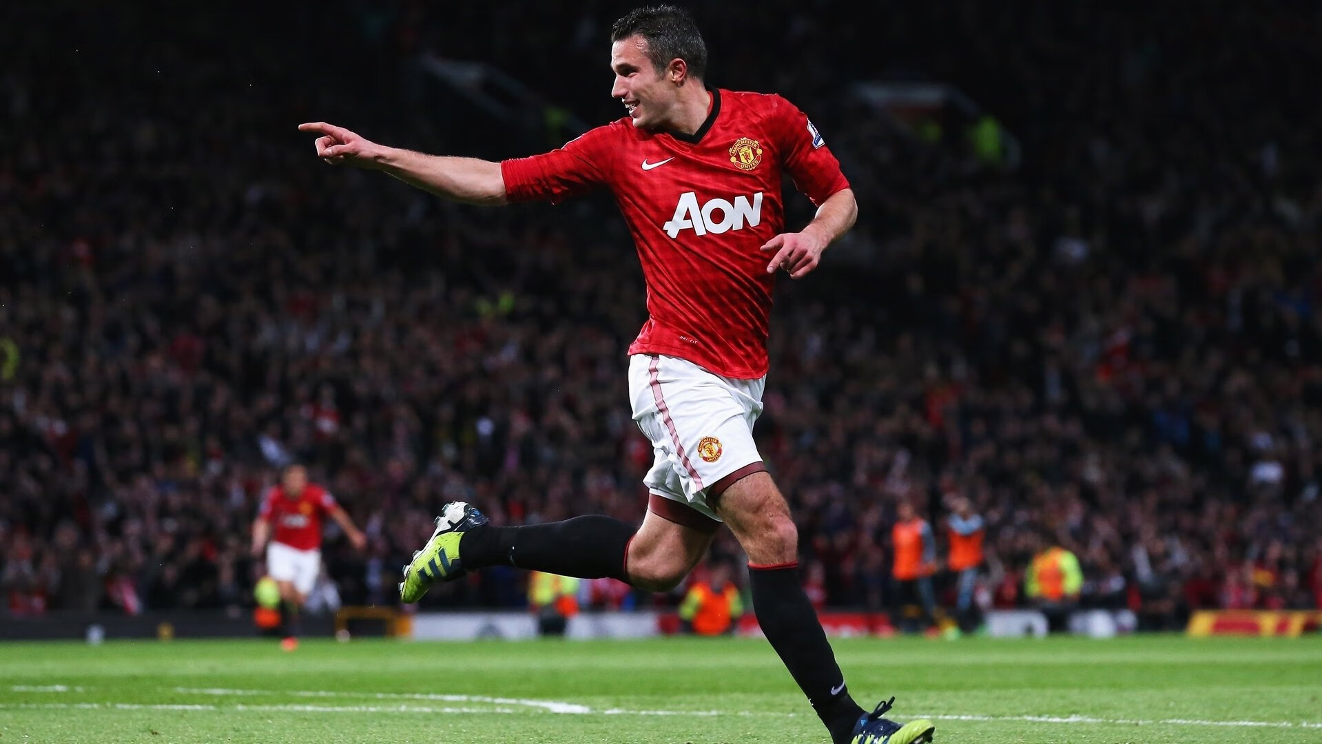 一夫当关,奥纳纳如何用一双违规的手,重铸淘汰赛的门将法则