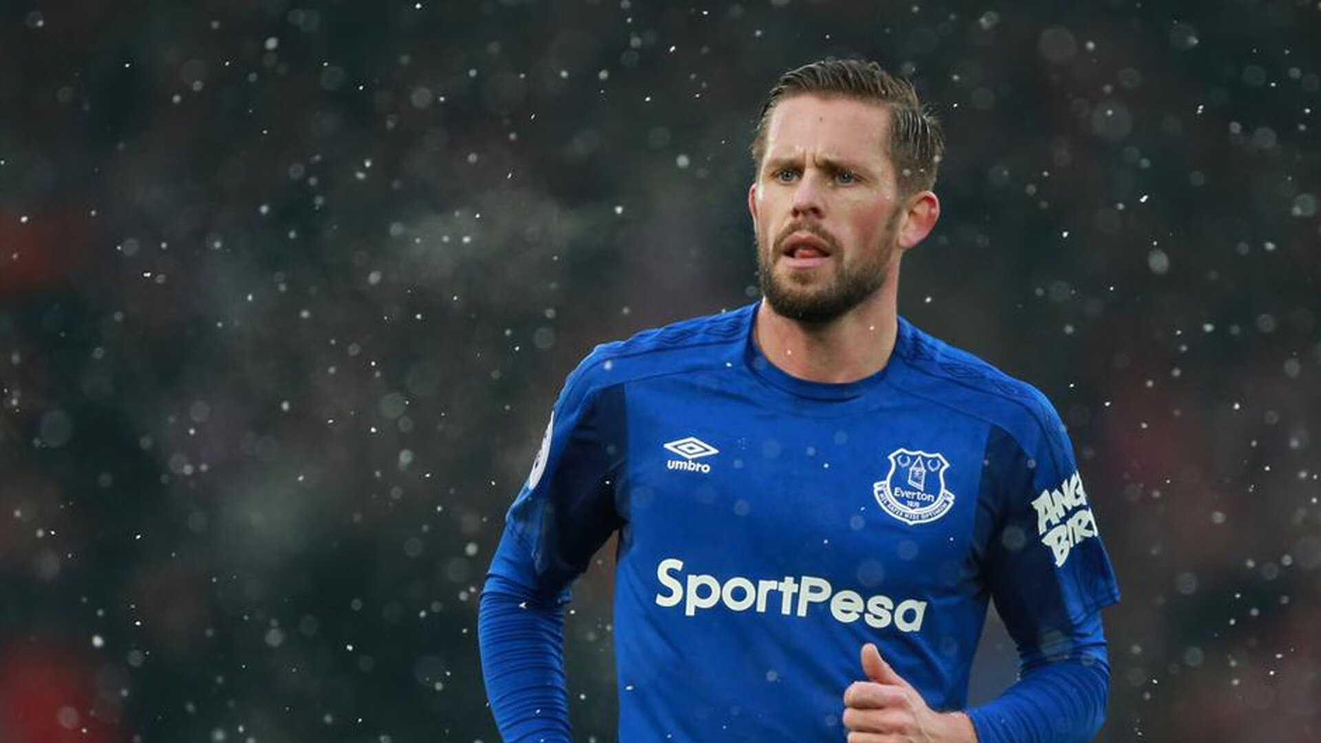 围剿孤岛,当布伦森的个人史诗撞上太阳的团队洪流