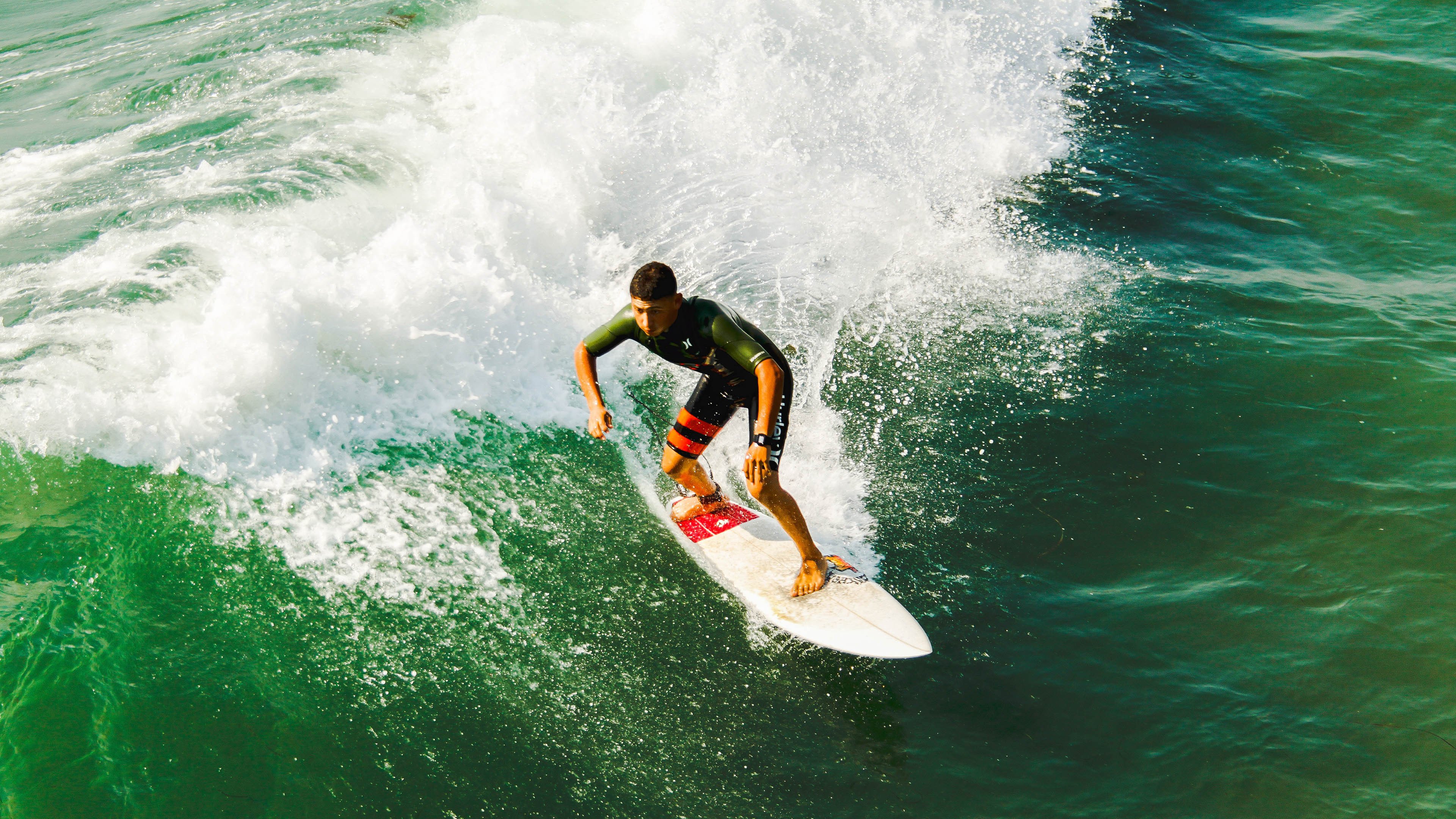 西甲国家德比之夜，梅西的巨星传奇，永恒瞬间的唯一性绽放